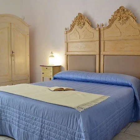 Dimora Delle Rondini B&B 3*