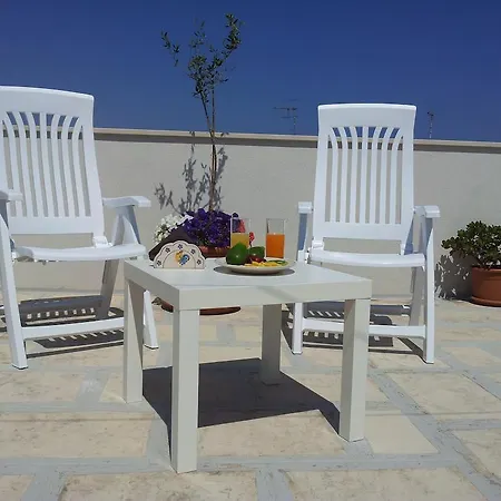 Dimora Delle Rondini Bed & Breakfast