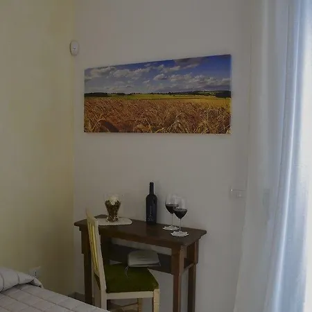 Dimora Delle Rondini Отель типа 