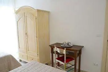 Dimora Delle Rondini 3* Полиньяно-а-Маре