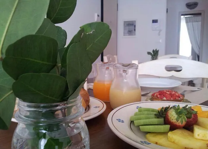 Dimora Delle Rondini 3*