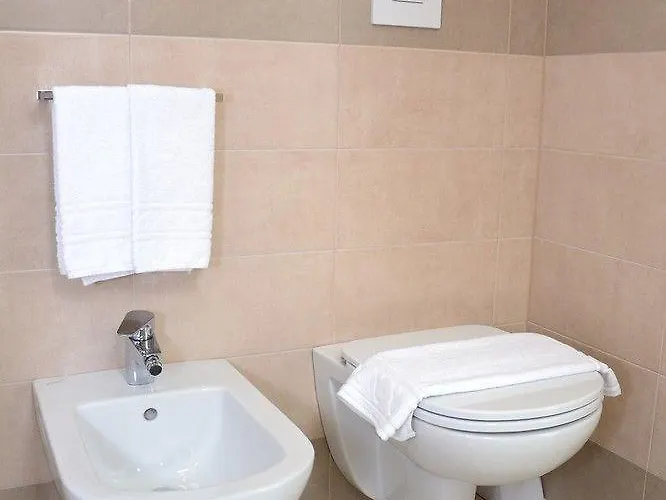 Dimora Delle Rondini 3*